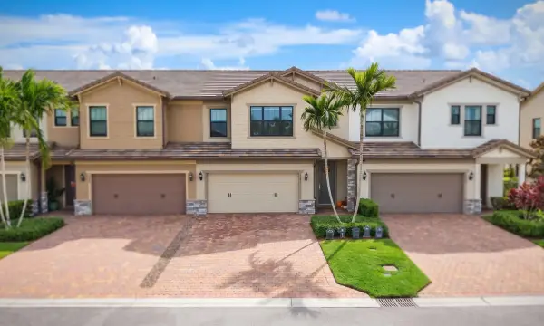 8283 Rearing Lane, Lake Worth, FL 33467