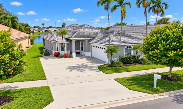 7723 Stirling Bridge Boulevard N, Delray Beach, FL 33446