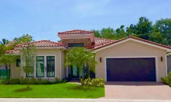 5786 Ashwood Circle, Fort Lauderdale, FL 33312