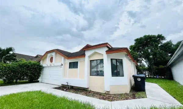 714 Holly Street, North Lauderdale, FL 33068