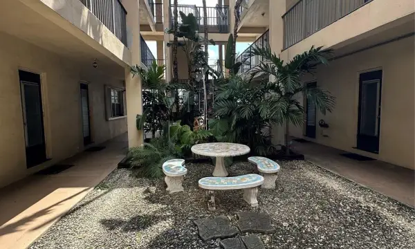 348 S Federal Highway 6, Dania Beach, FL 33004