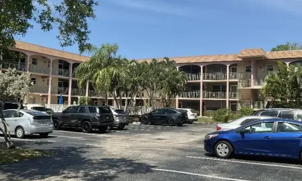 100 SE 6th Avenue 206, Pompano Beach, FL 33060