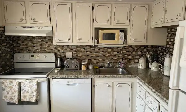 7410 NW 1st Street 202, Margate, FL 33063
