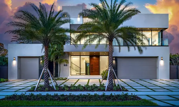 2000 Harbourview Drive, Fort Lauderdale, FL 33316