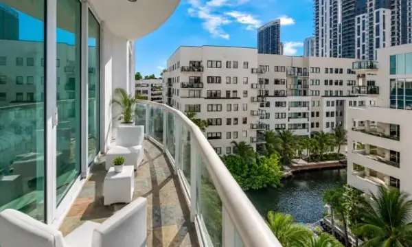 111 SE 8th Avenue 705, Fort Lauderdale, FL 33301