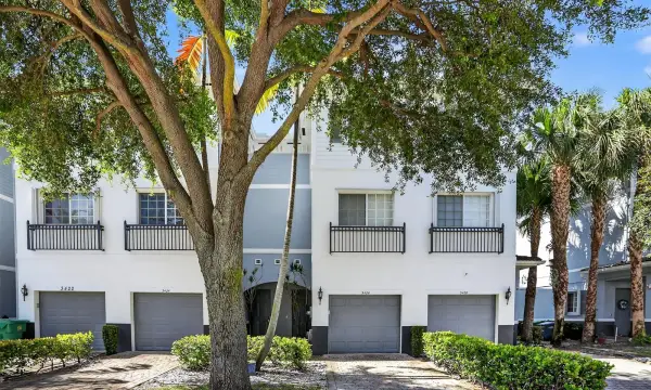 3426 NW 14th Court 3426, Fort Lauderdale, FL 33311