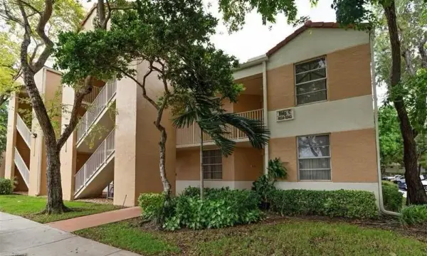 8242 NW 24th Street 8242, Coral Springs, FL 33065