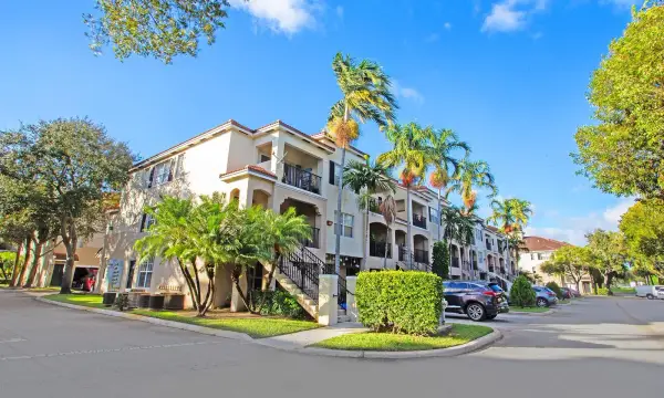 5860 W Sample Road 204, Coral Springs, FL 33067