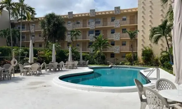 2145 Pierce Street 101, Hollywood, FL 33020