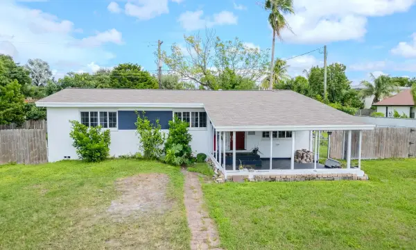 2011 SW 97th Terrace, Miramar, FL 33025