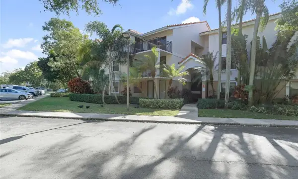 10131 W Sunrise Boulevard 306, Plantation, FL 33322