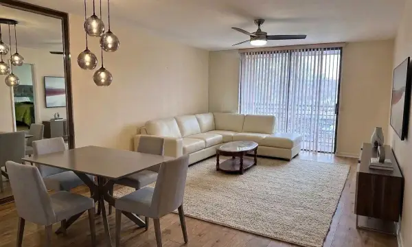 1101 Colony Point Circle 220, Pembroke Pines, FL 33026