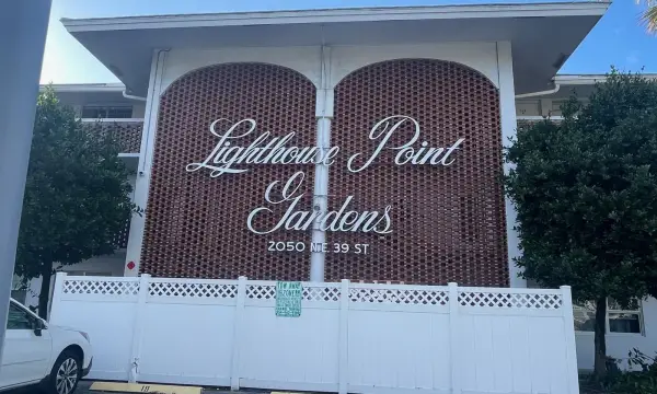 2050 NE 39th Street 211w, Lighthouse Point, FL 33064