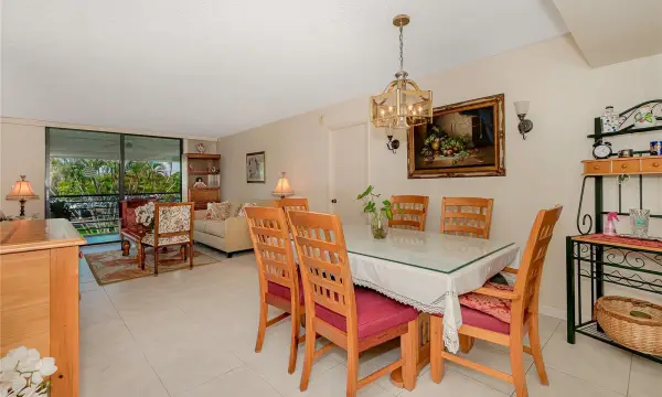 1100 Sant Charles Place 207, Pembroke Pines, FL 33026