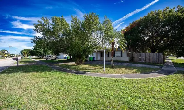 9370 NW 25th Court, Sunrise, FL 33322