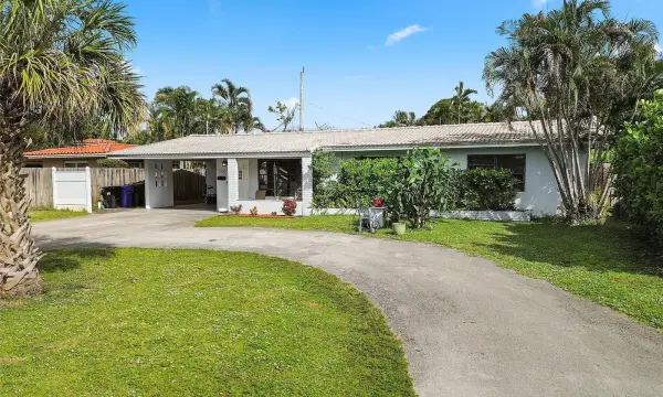 5160 NE 18th Terrace, Fort Lauderdale, FL 33308