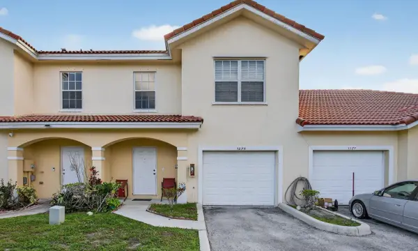 1279 NW 27th Avenue 1279, Pompano Beach, FL 33069