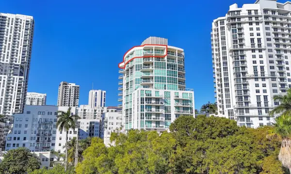111 SE 8th Avenue Ph-1701, Fort Lauderdale, FL 33301