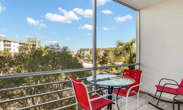 4770 NW 21st Street 305, Lauderhill, FL 33313