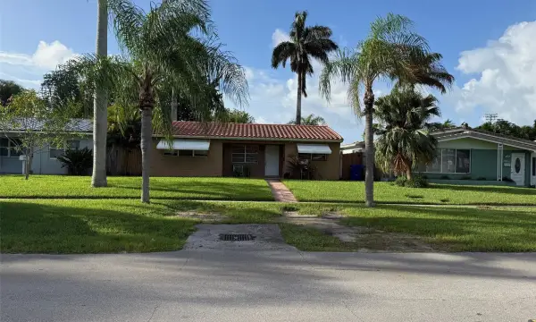1526 Shenandoah Street, Hollywood, FL 33020