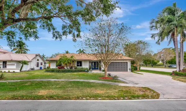 1221 SW 59th Avenue, Plantation, FL 33317