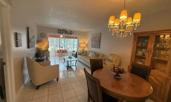 2901 NW 46th Avenue 106, Lauderdale Lakes, FL 33313