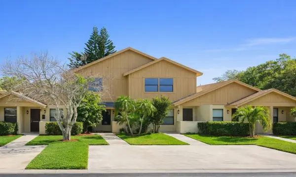1294 White Pine Drive 1294, Wellington, FL 33414