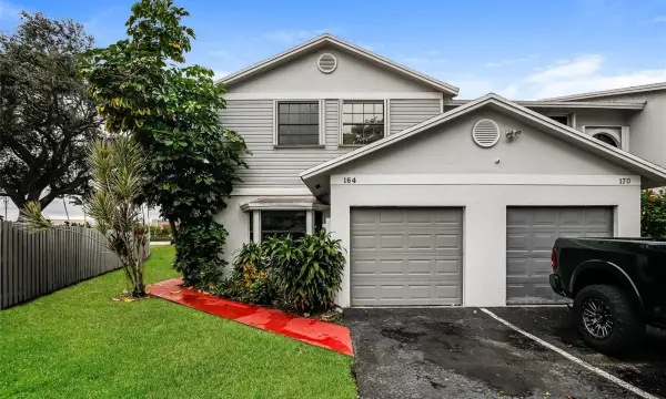 164 NW 106th Terrace 164, Pembroke Pines, FL 33026