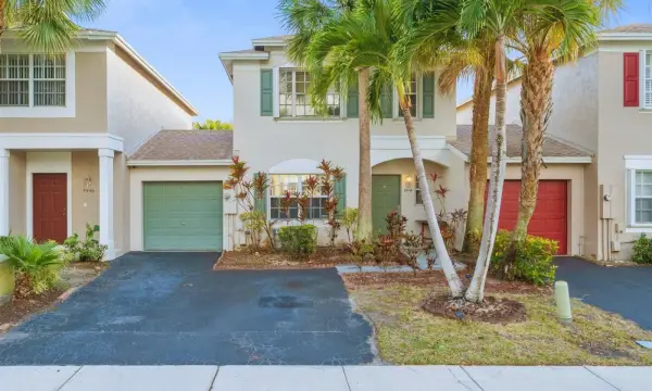 9548 N Vermosa Lane 426-4, Tamarac, FL 33321