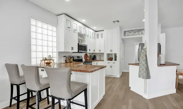 9814 NW 1st Manor, Coral Springs, FL 33071