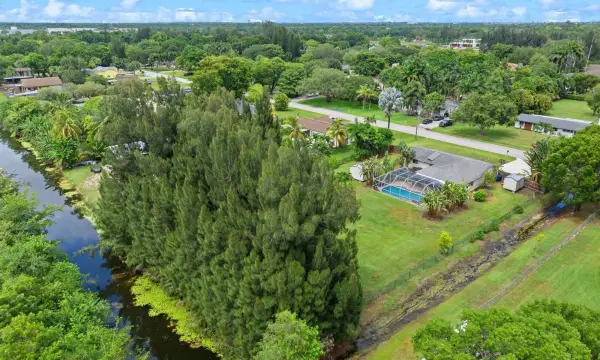 5191 SW 188th Avenue, Southwest Ranches, FL 33332