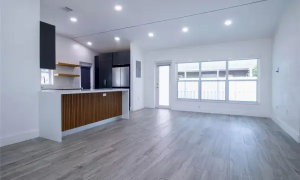 245 SW 20th Street, Fort Lauderdale, FL 33315