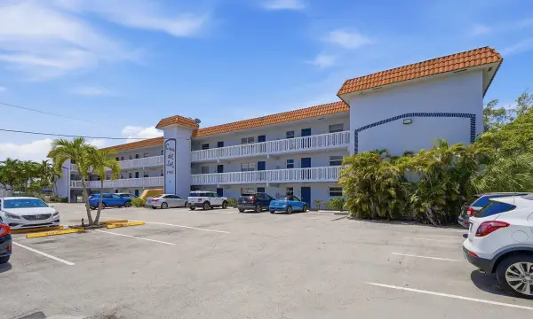 1400 NE 57th Street 304, Fort Lauderdale, FL 33334