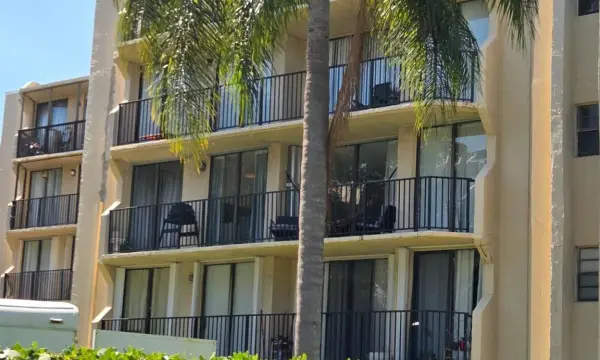 3500 Blue Lake Drive 304, Pompano Beach, FL 33064