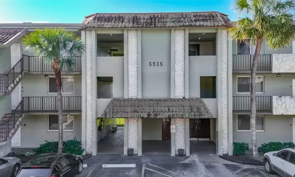 5935 Del Lago Circle 108, Sunrise, FL 33313
