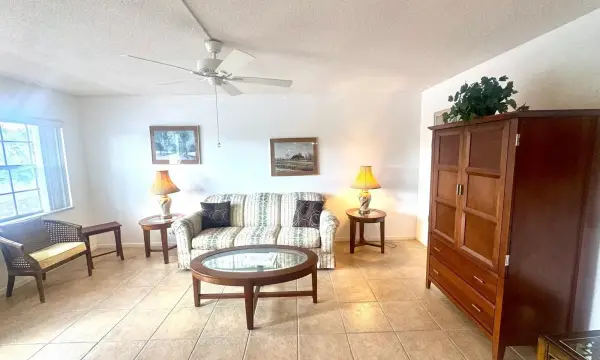 2050 NE 39th Street 209w, Lighthouse Point, FL 33064