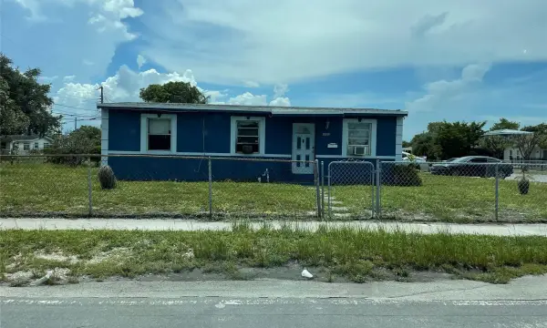 1589 NW 6th Avenue, Pompano Beach, FL 33060