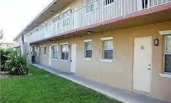 101 NE 41st Street F101, Oakland Park, FL 33334