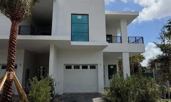2511 Pierce Street 2, Hollywood, FL 33020