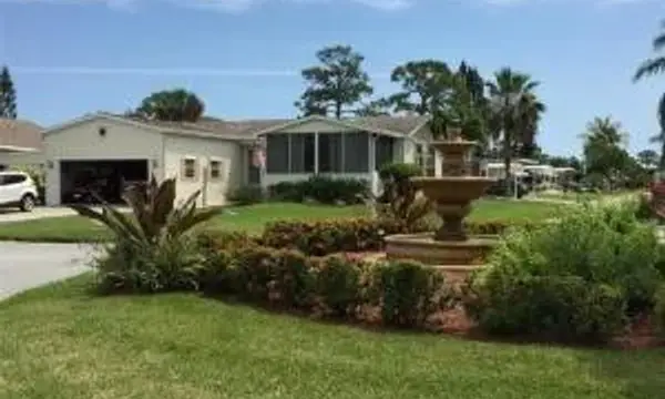 4090 5th Avenue, Lantana, FL 33462