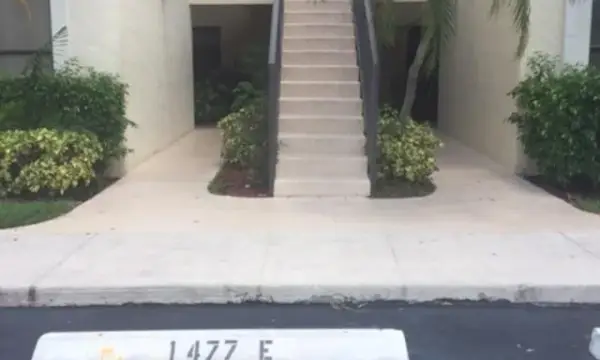 1465 W Lake Crystal Drive G, West Palm Beach, FL 33411