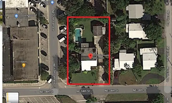 1255 NE 34 Street, Oakland Park, FL 33334