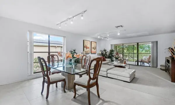 20 Westgate Lane B, Boynton Beach, FL 33436