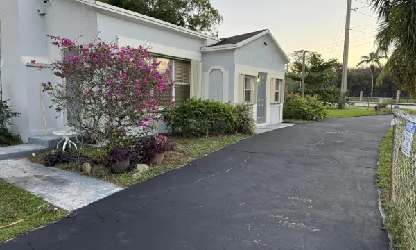 701 SW 8th Avenue, Delray Beach, FL 33444