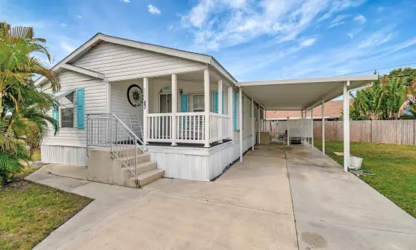 14567 Sunset Drive, Delray Beach, FL 33445