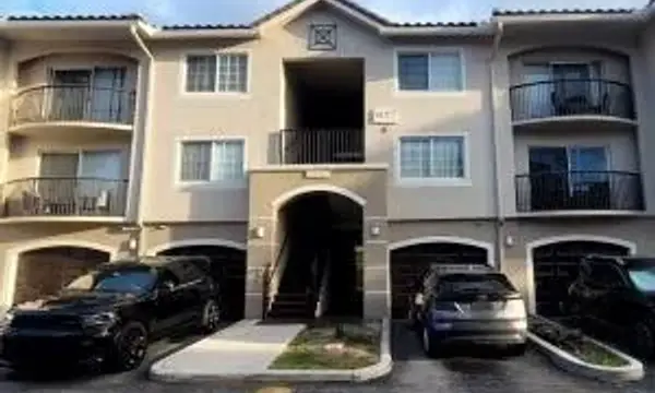 4197 N Haverhill Road 212, West Palm Beach, FL 33417
