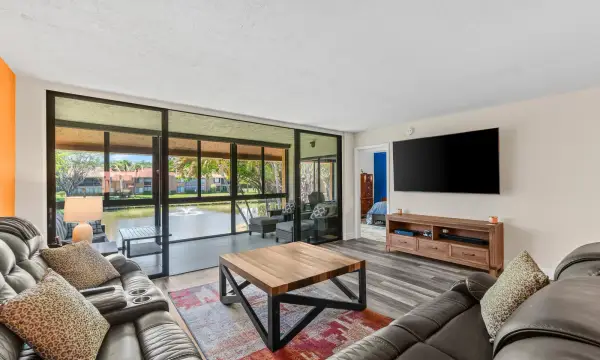 11255 Green Lake Drive 203, Boynton Beach, FL 33437