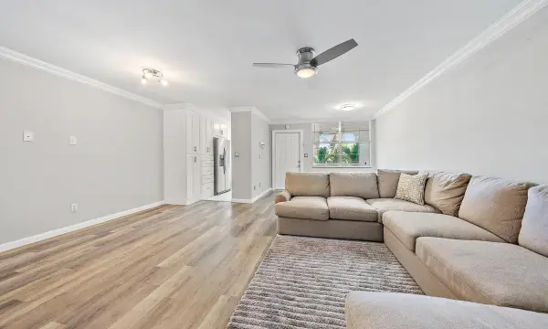 109 Paradise Harbour Boulevard 307, North Palm Beach, FL 33408