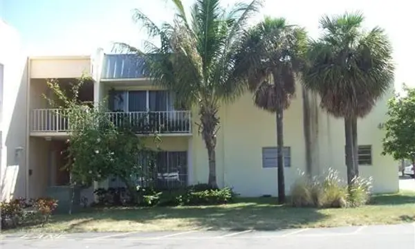 409 Executive Center Drive Drive, West Palm Beach, FL 33401