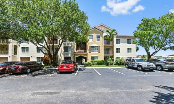 4240 San Marino Boulevard 108, West Palm Beach, FL 33409